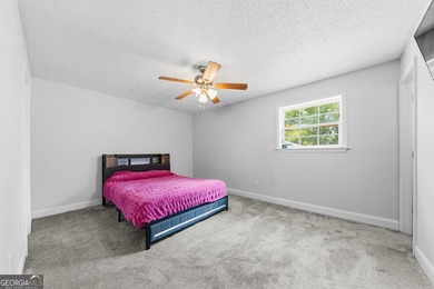 Welcome to 203 Tiffany Circle in beautiful St. Marys, Georgia! - photo 13