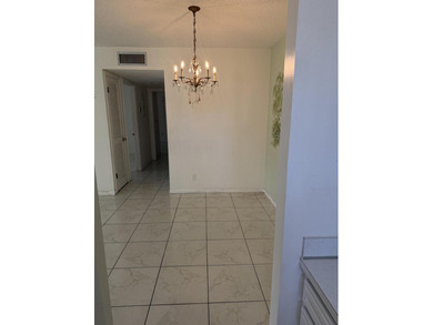 Welcome to Pine Point Villas in desirable Boynton Beach! This - photo 5