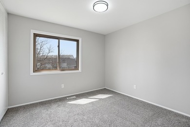 Welcome home to your newly updated 3 bedroom townhouse. What's - photo 13