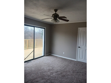 VERY LARGE HOME THAT HAS BEEN REMODELED. THIS HOME OFFERS 5 - photo 20