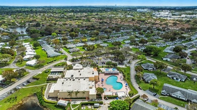Lauderdale West, 55+ Community. Huge 1 bed/2 full bath - photo 32