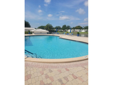 Lauderdale West, 55+ Community. Huge 1 bed/2 full bath - photo 36