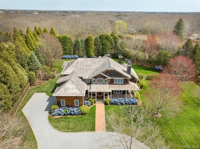 Located in the heart of Water Mill on a private cul-de-sac - photo 1