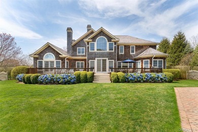 Located in the heart of Water Mill on a private cul-de-sac - photo 2