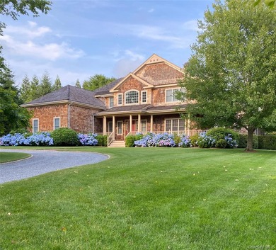 Located in the heart of Water Mill on a private cul-de-sac - photo 5