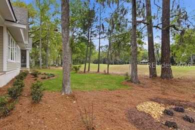 Looking for timeless luxury in a quiet, serene neighborhood that - photo 17