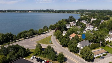 Wake up to sweeping views of Back Cove and the Portland skyline - photo 3