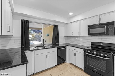 Recently remodeled pool home featuring a split-bedroom layout - photo 11