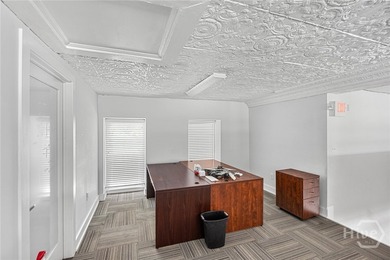 A rare Savannah opportunity ready for its next chapter. This - photo 21