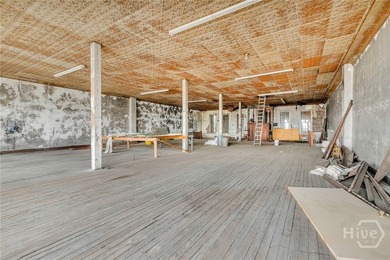 A rare Savannah opportunity ready for its next chapter. This - photo 30