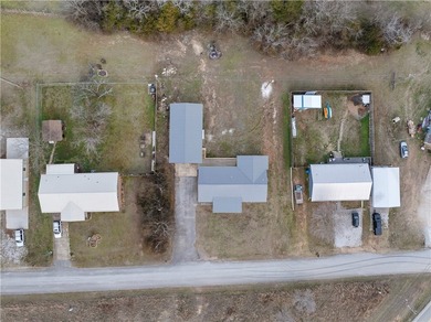 Step into this fully renovated 3-bedroom, 2-bath home located - photo 35