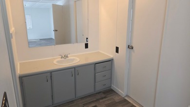 Welcome home! 4 bedroom 2 bath home in most desired mobile home - photo 31