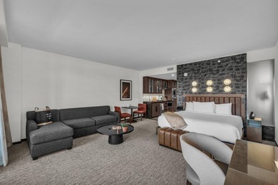 Deluxe King Studio Condo offering breathtaking views of the