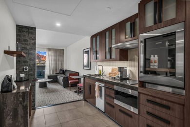 Deluxe King Studio Condo offering breathtaking views of the