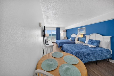 Wake up to stunning, direct oceanfront views from this - photo 14