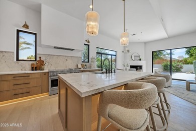 Luxury meets lifestyle in this completely remodeled single story - photo 15