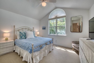 Set on 1.4 exquisitely landscaped acres in coveted East Hampton - photo 16