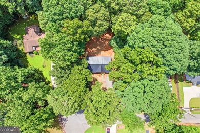 Fully remodeled and move-in ready, this Acworth home offers the - photo 21