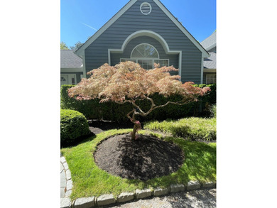 Set on 1.4 exquisitely landscaped acres in coveted East Hampton - photo 30