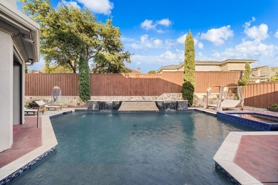 Extraordinary Mediterranean estate in gated Stonebriar Country - photo 34