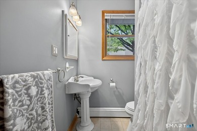 Enjoy easy one-level living in this charming turnkey 2-bedroom - photo 11