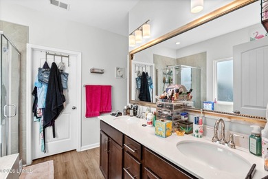 Fresh New Price!! Nearly new 5-bedroom, 2.5-bath home in - photo 21