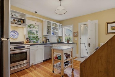 Set on a beautifully landscaped .14-acre lot, this 2-bedroom - photo 23