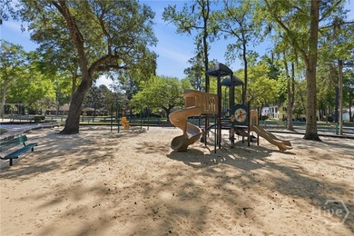 Back on the Market at NO fault of the seller. This charming 3 - photo 36