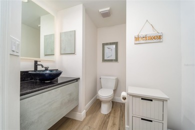 Live in permanent vacation at this ocean front condo! The unit - photo 9