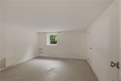 Set on a beautifully landscaped .14-acre lot, this 2-bedroom - photo 40
