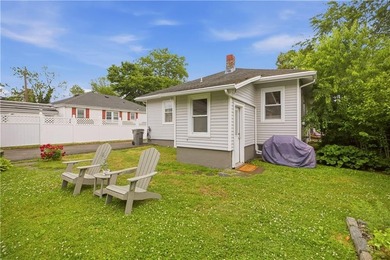 Set on a beautifully landscaped .14-acre lot, this 2-bedroom - photo 43