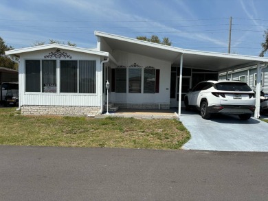 (private lake, pond, creek) Home For Sale in Lakeland Florida