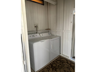 OWNER OPEN TO ALL REASONABLE OFFERS! IMMACULATE 2 BED 2 BATH - photo 4