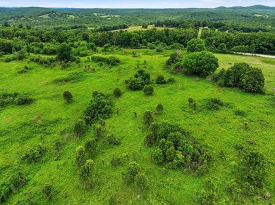 Discover the perfect blend of open pasture, mature timber, and - photo 19