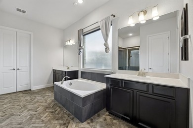Nestled on a highly desirable cul-de-sac lot in the sought-after - photo 20