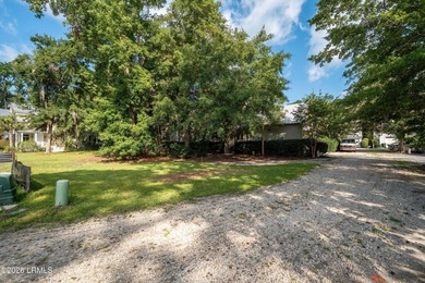 Build your Lowcountry dream home in one of Habersham's most - photo 21
