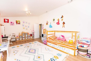 Welcome to this 4 bedroom, 2 bathroom pool home featuring a - photo 21