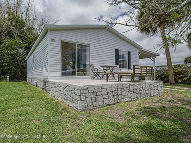 Affordable Florida living! This well-maintained 2006 model - photo 22