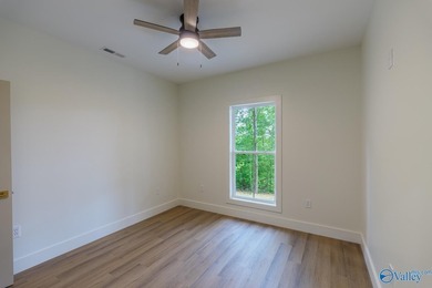 A truly rare opportunity to own a brand-new 3-bed, 2.5-bath - photo 30