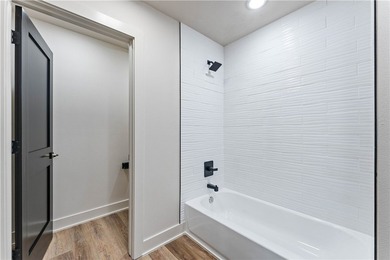 Discover a new standard of living at 18 Dunstable DR, Bella - photo 31