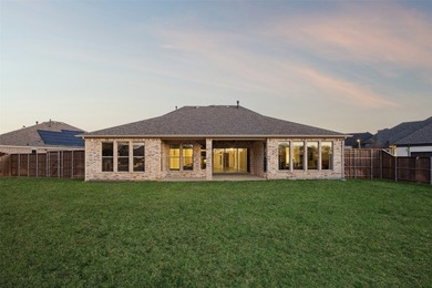 Nestled on a highly desirable cul-de-sac lot in the sought-after - photo 32
