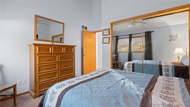 Must see this fully furnished 3 bedroom, 2.5 bath condo, ideal - photo 33
