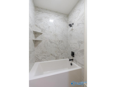 A truly rare opportunity to own a brand-new 3-bed, 2.5-bath - photo 33