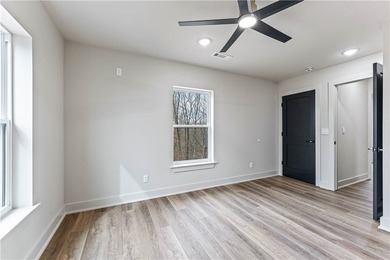 Discover a new standard of living at 18 Dunstable DR, Bella - photo 34
