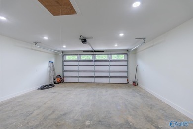 A truly rare opportunity to own a brand-new 3-bed, 2.5-bath - photo 38