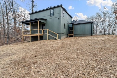 Discover a new standard of living at 18 Dunstable DR, Bella - photo 48