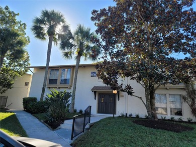 Lake Orienta Condo For Sale in Altamonte Springs Florida