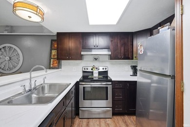 Price Reduced & Motivated Sellers! Welcome to your slice of - photo 11