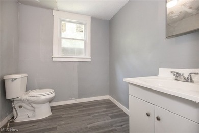 Great investment opportunity in the heart of Cleveland! This - photo 14