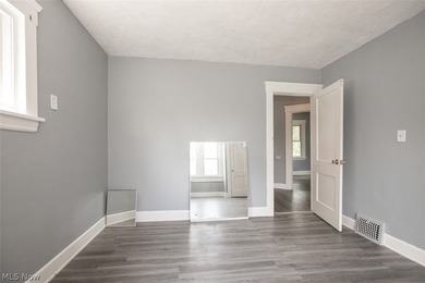 Great investment opportunity in the heart of Cleveland! This - photo 23